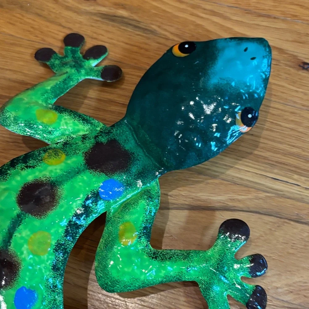 Vibrant Gecko Wall Art Set - Red and Green - Picture 6 of 6